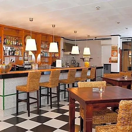 Hostel Casthotels Tierramar *